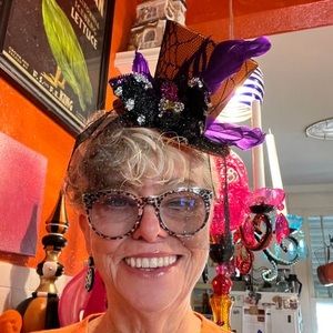 Meet your Posher, Karen